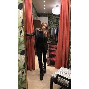 Meet Your Posher | Caitlin